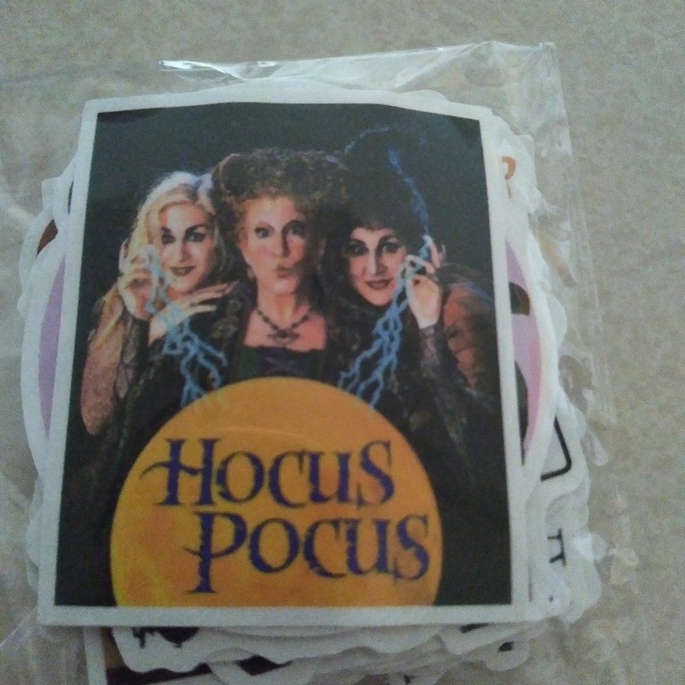 Witches hocus-pocus stickers 10 & necklace - Picture 6 of 7